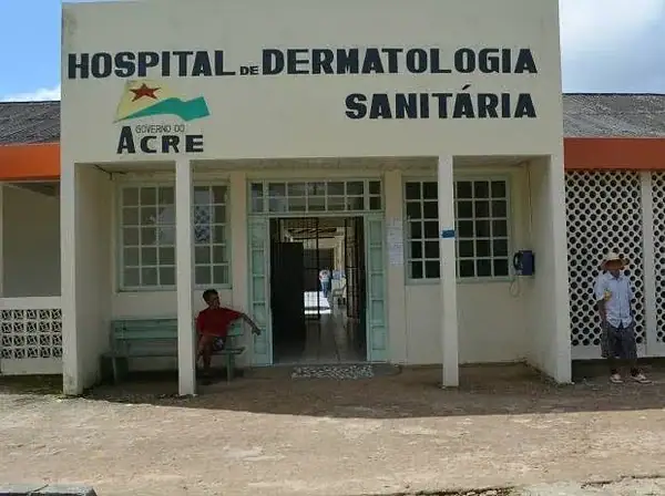 Hospital de Dermatologia de Cruzeiro do Sul passa a levar nome de médico pioneiro no combate à hanseníase
