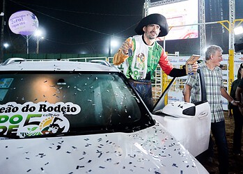 João Peres Sousa, da Vila Califórnia, foi o campeão do rodeio com 260 pontos - Foto: Marcos Santos/Secom