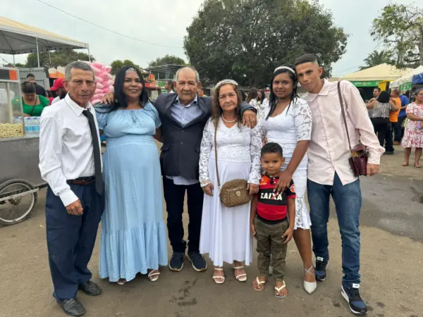Três gerações da mesma família dizem “sim” no casamento coletivo da Expoacre