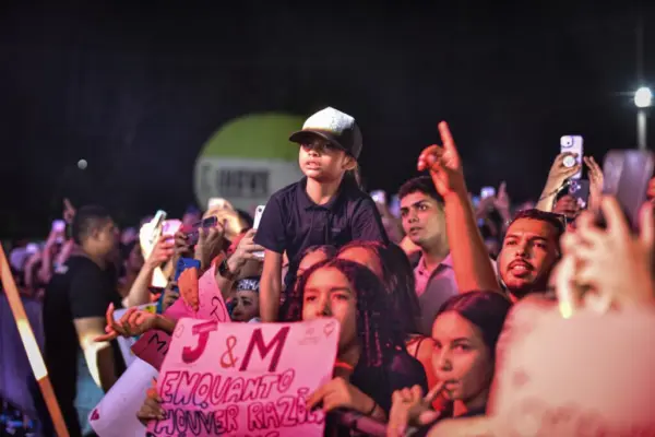 FOTOS: Show de Jorge e Mateus encerra Expoacre 2025 com público recorde no Parque de Exposições 10 FOTOS: Show de Jorge e Mateus encerra Expoacre 2025 com público recorde no Parque de Exposições