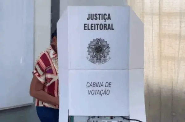 CCJ do Senado aprova novo Código Eleitoral e inclui voto impresso no texto