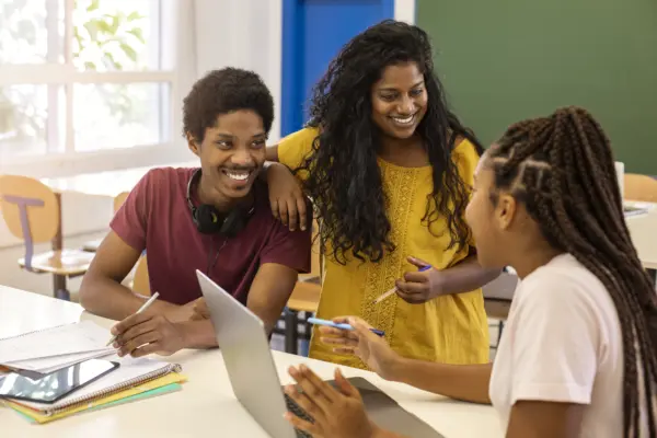 Competição nacional estimula jovens a empreenderem e criarem soluções tecnológicas
