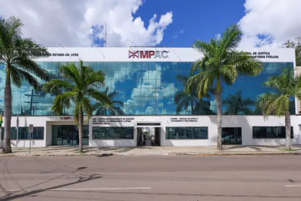 Ministério Público ouve supostas vítimas de assédio e acompanha denúncias contra superintendente da RBTrans