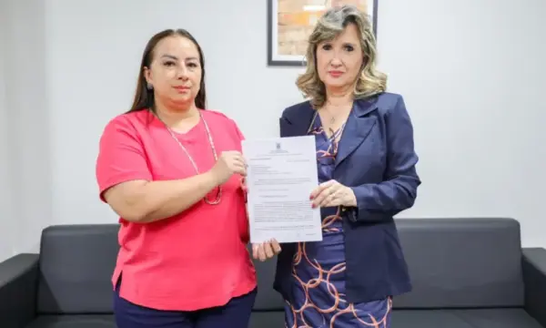 Comissão da Câmara de Rio Branco entrega denúncia contra superintendente da RBTrans ao MPAC