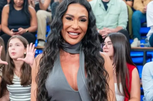 Gracyanne reage após rumores de que foi traída por Belo com a atual