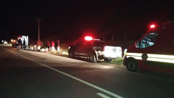 Colisão entre motos deixa um morto e outro gravemente ferido na BR-317