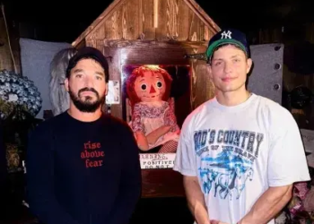 Comediante norte-americano comprou a casa onde fica a boneca Anabelle  • Instagram/Matt Rife