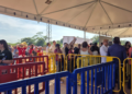 FOTOS: Apoiadores e militantes já se concentram na Cooperacre, em Rio Branco, para esperar o presidente Lula