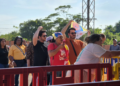 FOTOS: Apoiadores e militantes já se concentram na Cooperacre, em Rio Branco, para esperar o presidente Lula