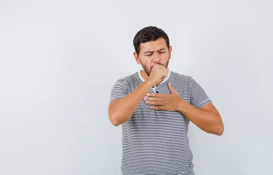 Períodos secos, com maior incidência de queimadas, podem aumentar a incidência de problemas respiratórios — Foto: 8photo/Freepik