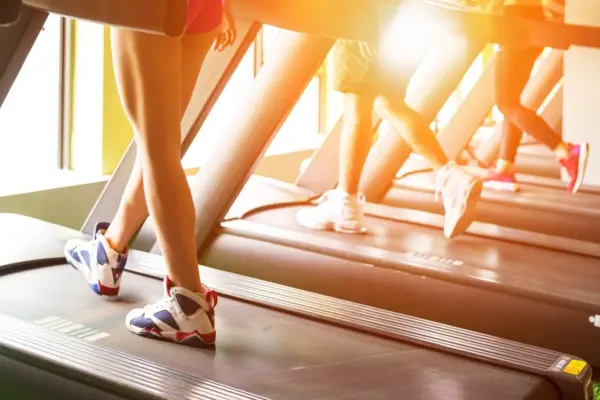 Você e o seu par querem emagrecer juntos? Nutricionista ensina 4 dicas