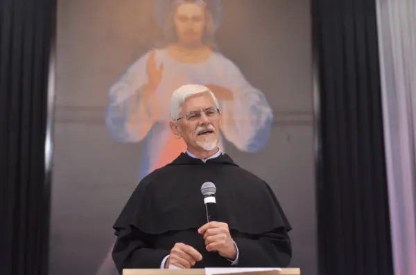 Frei Clodovis Boff vem ao Acre lançar conclusão de trilogia de livros na Paróquia São Peregrino