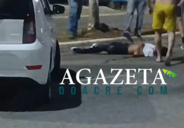 Motociclista colide com cachorro, cai e é levado em estado grave ao PS de Rio Branco