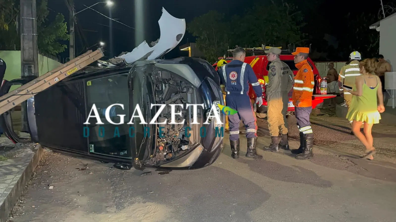 Motorista supostamente embriagado tomba carro após colisão e é preso em Rio Branco