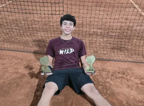 Estrela do tênis acreano, João Elias é campeão em dose dupla no AABB Open