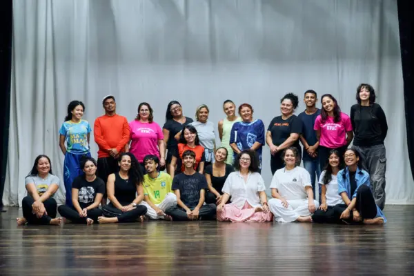 Oficina de Teatro com Sandra Buh encerra atividades no Teatro Hélio Melo