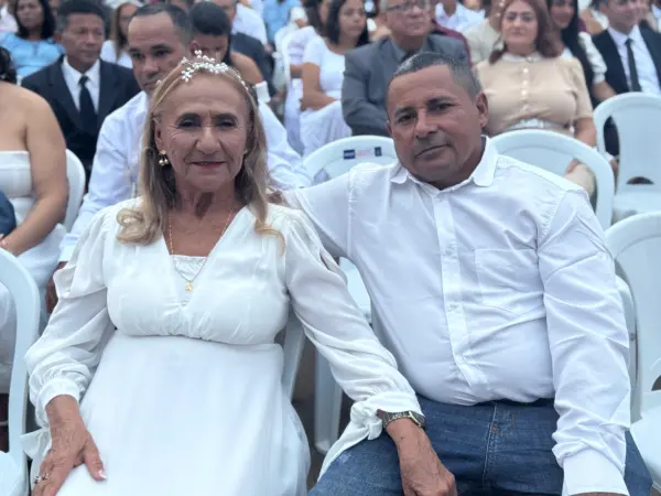 Três gerações da mesma família dizem “sim” no casamento coletivo da Expoacre