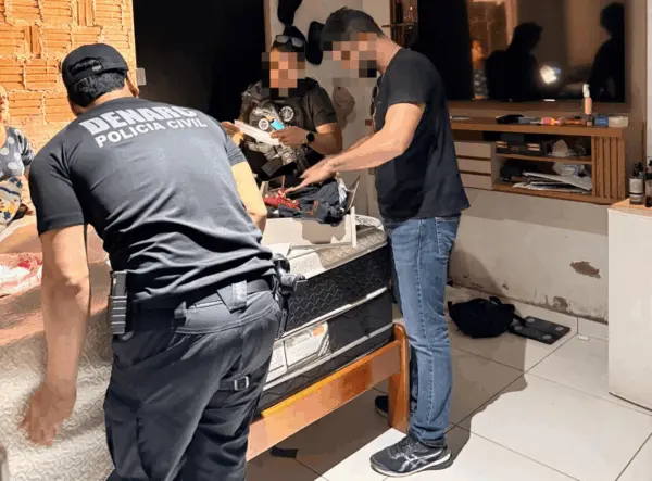Polícia apreende 38 pílulas abortivas durante mandado de busca na capital