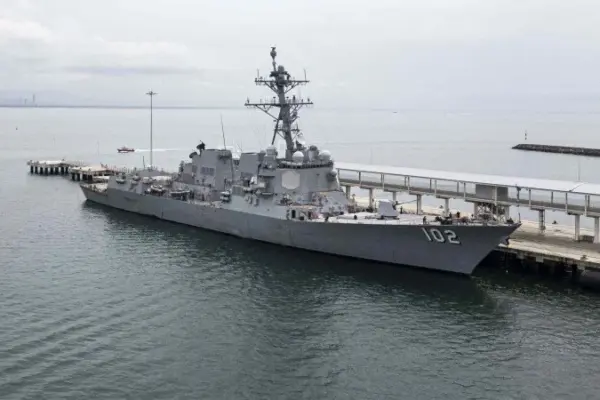 EUA atacam barco da Venezuela, matam 11 e tensão entre os dois países aumenta