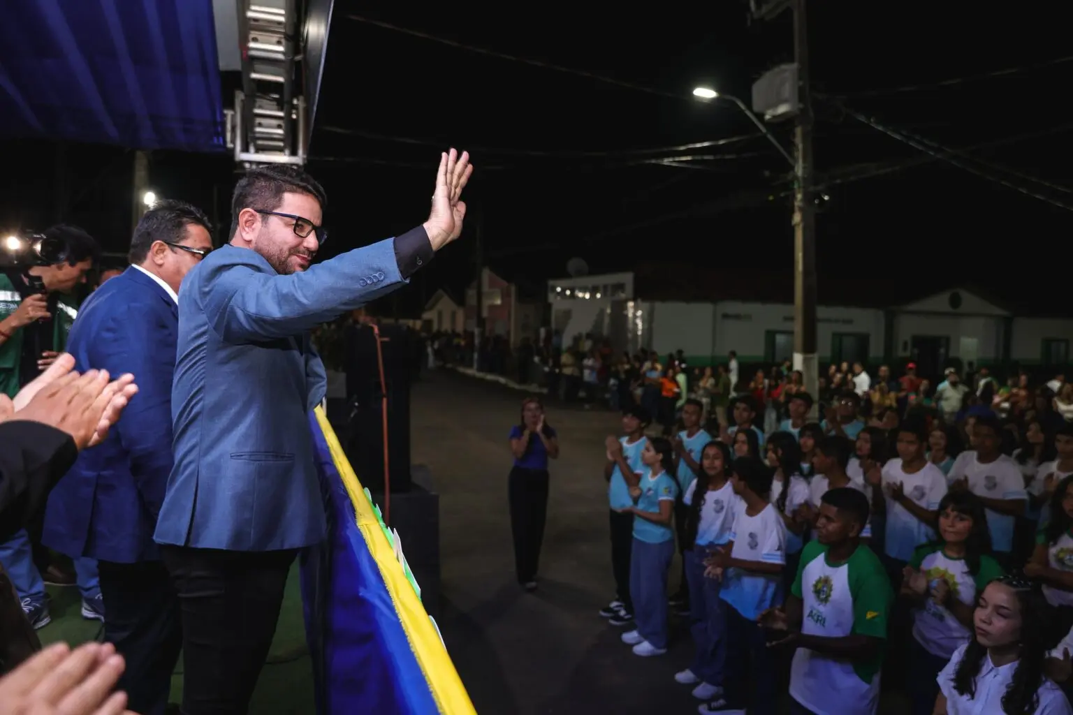 Gladson Camelí prestigia desfile cívico alusivo ao 7 de Setembro em Brasileia 2 Gladson Camelí prestigia desfile cívico alusivo ao 7 de Setembro em Brasileia