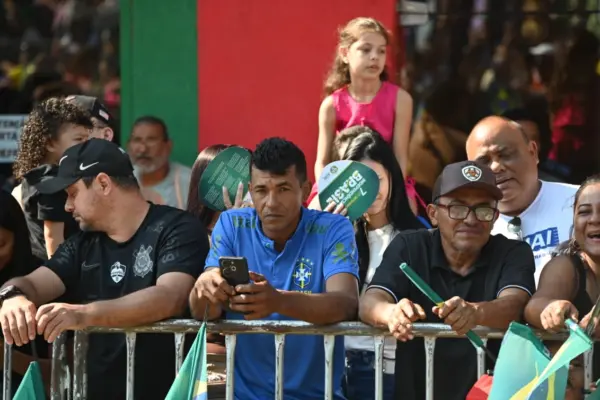 Brasil em marcha: autoridades do Acre exaltam civismo e democracia no desfile de 7 de Setembro 9 Brasil em marcha: autoridades do Acre exaltam civismo e democracia no desfile de 7 de Setembro