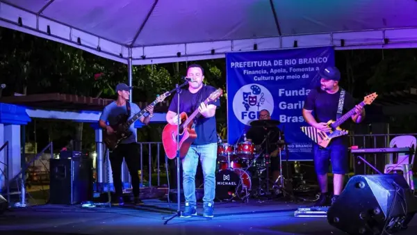 Seletiva de bandas gospel para o Festival da Macaxeira reúne 12 bandas na Praça da Revolução