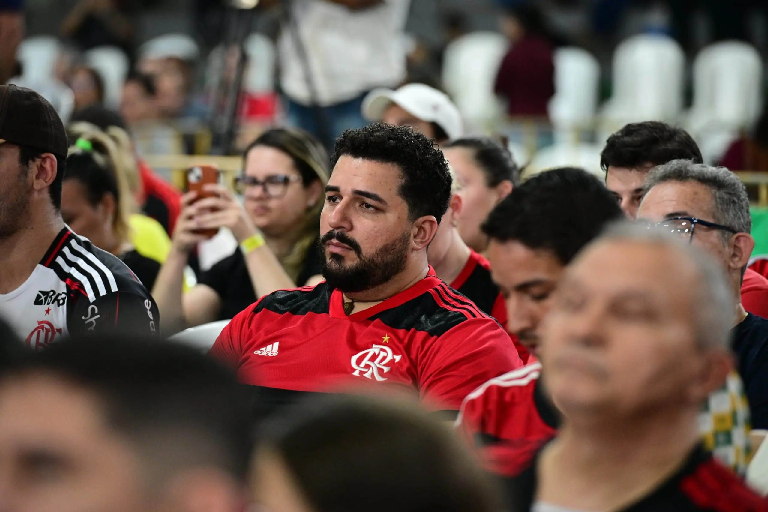 Zico retorna ao Acre após 34 anos e inspira em palestra sobre liderança e superação