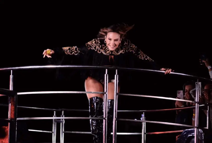 Claudia Leitte em apresentação no Carnaval 2024  • AgNews