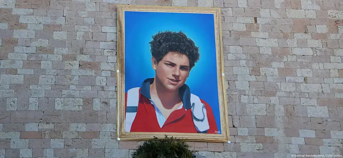 Papa canoniza Carlo Acutis, 1° santo da geração millenial