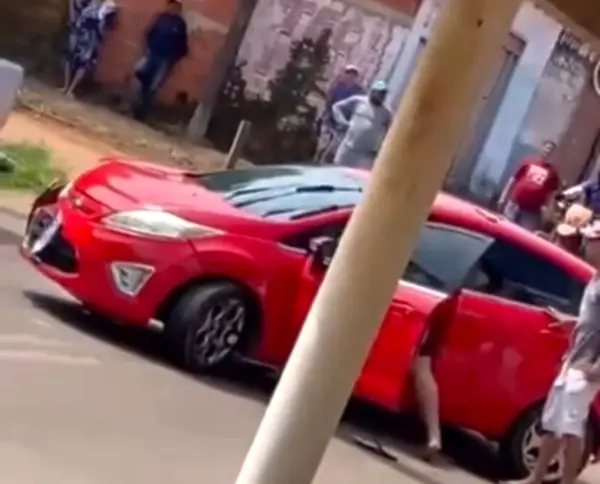 Acidente em Rio Branco termina em agressão após tentativa de fuga; assista