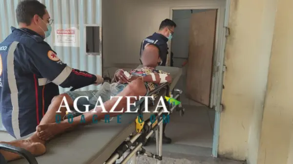 Discussão durante bebedeira termina com homem esfaqueado na Baixada da Sobral
