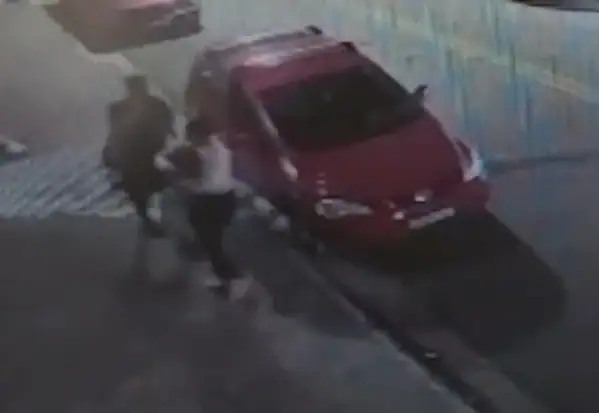 Grávida de 7 meses é espancada pelo namorado no meio da rua em Guarulhos