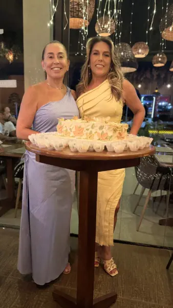 O restaurante Jarude foi palco de um encontro especial para celebrar em clima de surpresa o aniversário da querida Girlane Barcelos
