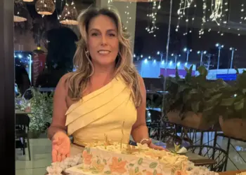 O restaurante Jarude foi palco de um encontro especial para celebrar em clima de surpresa o aniversário da querida Girlane Barcelos