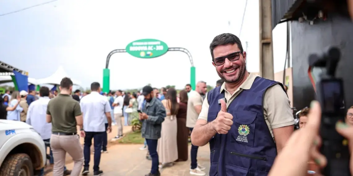 Apoio ao governo Camelí é maior entre jovens, mulheres e religiosos, segundo pesquisa (Foto: José Caminha/Secom)