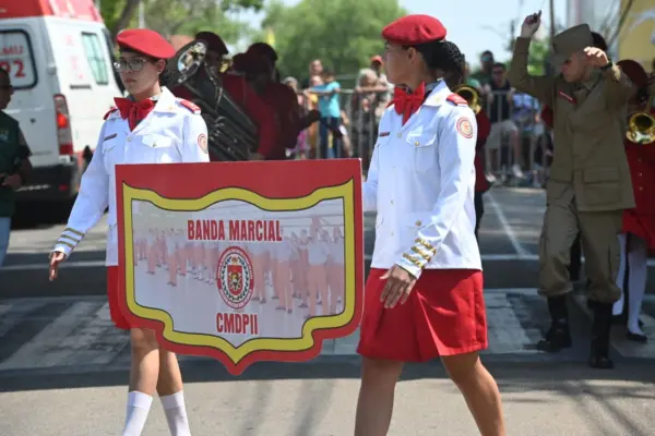 Dia da Independência: veja imagens da celebração do povo e dos bastidores da festa 24 Dia da Independência: veja imagens da celebração do povo e dos bastidores da festa