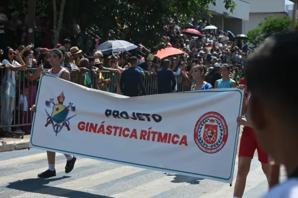 Dia da Independência: veja imagens da celebração do povo e dos bastidores da festa 25 Dia da Independência: veja imagens da celebração do povo e dos bastidores da festa