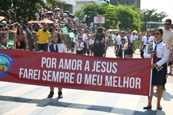 Dia da Independência: veja imagens da celebração do povo e dos bastidores da festa 48 Dia da Independência: veja imagens da celebração do povo e dos bastidores da festa