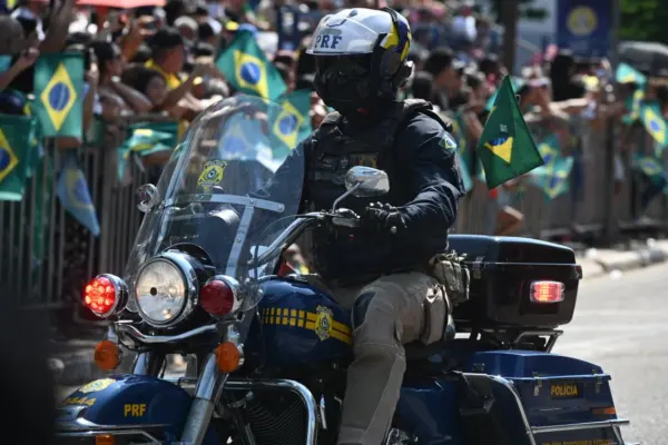 Dia da Independência: veja imagens da celebração do povo e dos bastidores da festa 65 Dia da Independência: veja imagens da celebração do povo e dos bastidores da festa