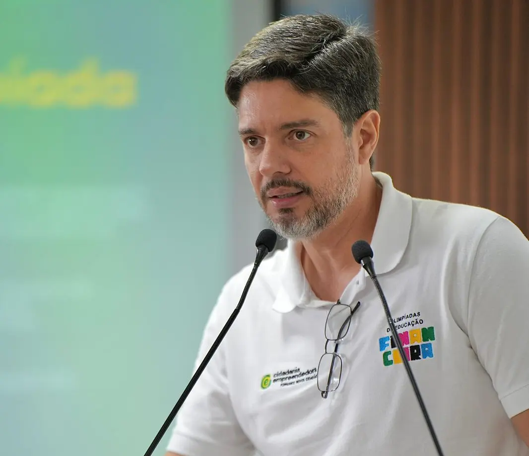 Educação financeira é destaque na Câmara com proposta de ampliação nas escolas