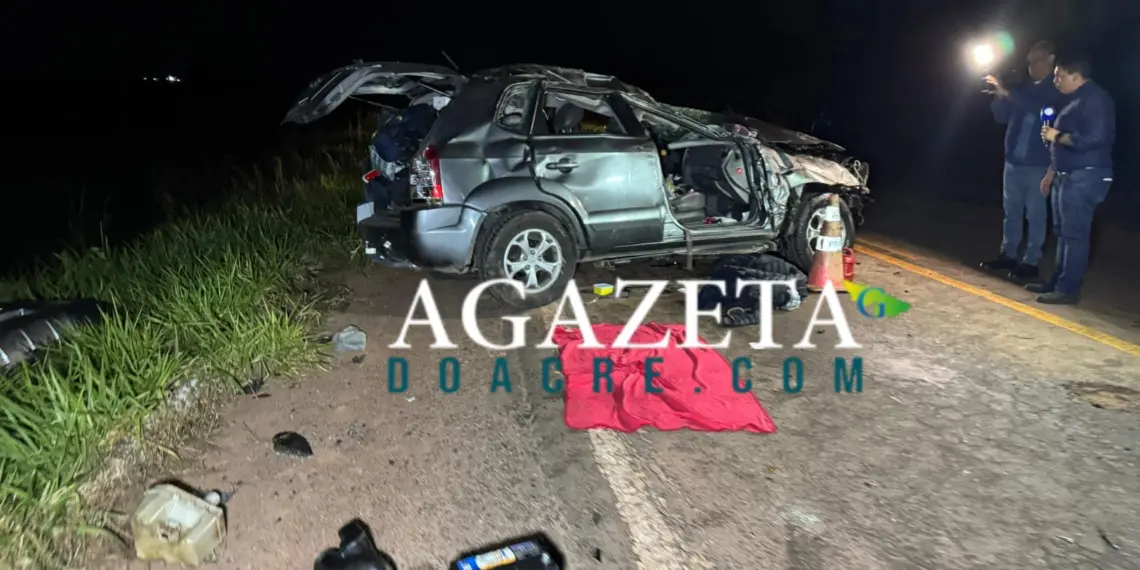 Mulher morre e dois ficam feridos após capotamento de veículo em Senador Guiomard