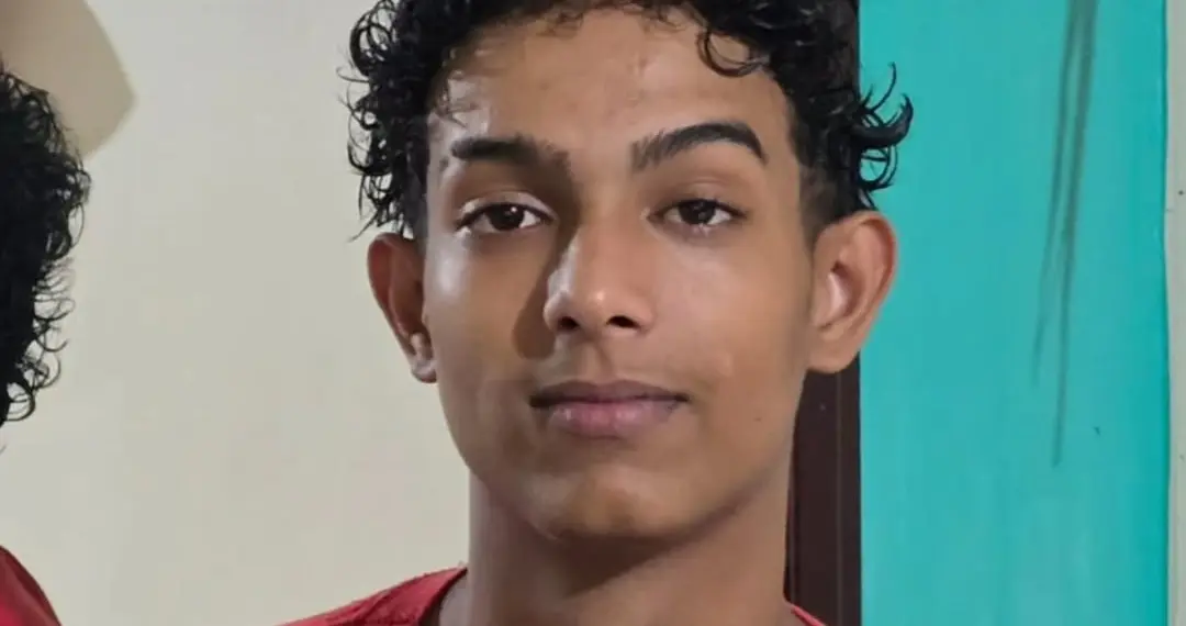Nycolas Lopes, 18 anos, segue internado na UTI após acidente de moto em Rio Branco; família pede respeito e esclarece versão dos fatos (Foto: Cedida)