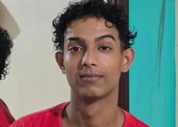 Nycolas Lopes, 18 anos, segue internado na UTI após acidente de moto em Rio Branco; família pede respeito e esclarece versão dos fatos (Foto: Cedida)