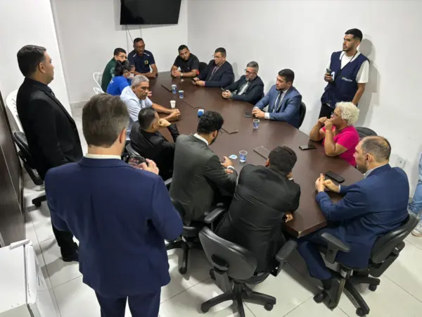 Servidores de Rio Branco pressionam Câmara por valorização e reajuste salarial