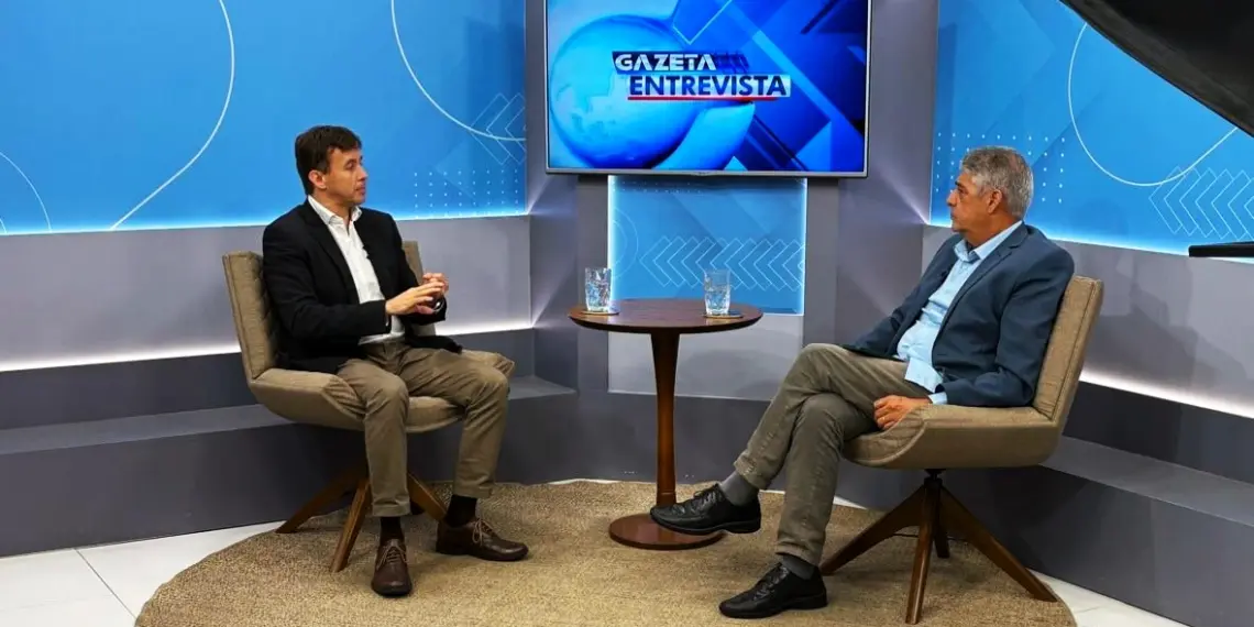 Eduardo Velloso anuncia pré-candidatura ao Senado em entrevista na TV acreana (Foto: Reprodução/Redes Sociais)
