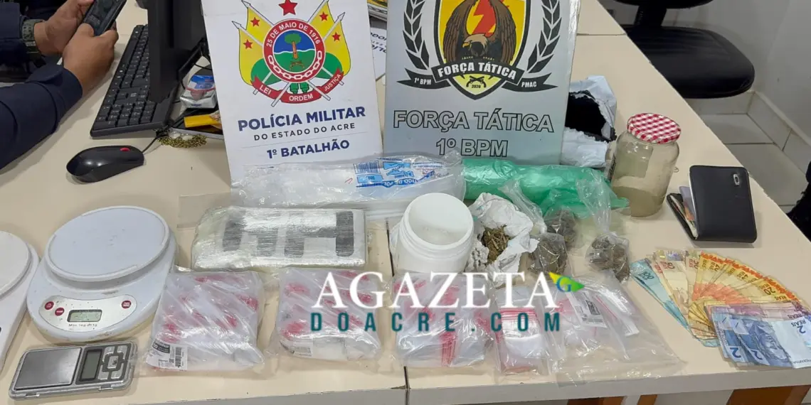Força Tática intercepta ponto de drogas e apreende mais de 1 kg de cocaína em Rio Branco