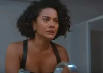 Maria de Fátima (Bella Campos) — Foto: Reprodução/TV Globo