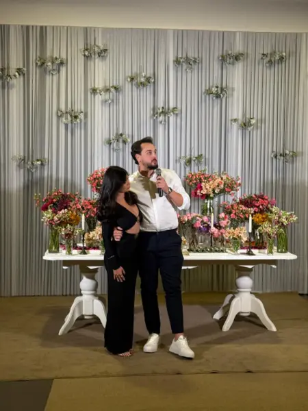 Evinha Evangelista celebrou seus 29 anos em animada festa no AFA Jardim. Veja mais na coluna Roberta Lima
