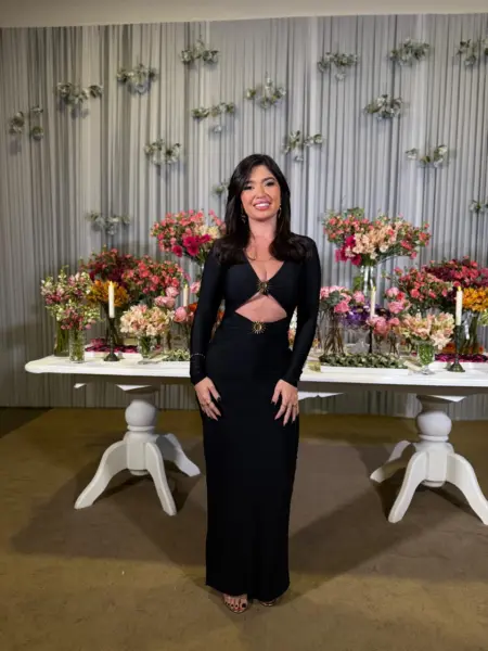 Evinha Evangelista celebrou seus 29 anos em animada festa no AFA Jardim. Veja mais na coluna Roberta Lima