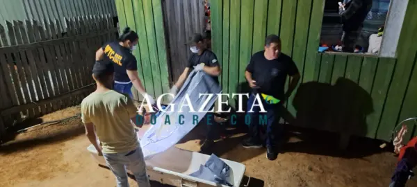 Bebê baleada na cabeça durante assassinato dos pais é submetida a cirurgia e segue internada